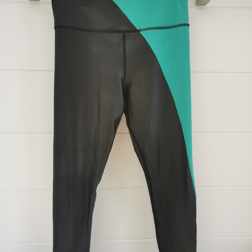 ZYIA 8-10 Jade Metallic leggings